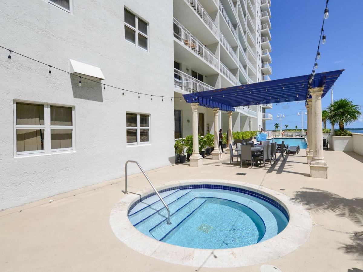 Gorgeous Apartment In Brickell Маями Екстериор снимка