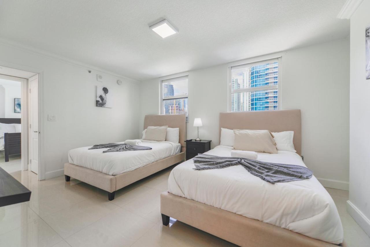 Gorgeous Apartment In Brickell Маями Екстериор снимка