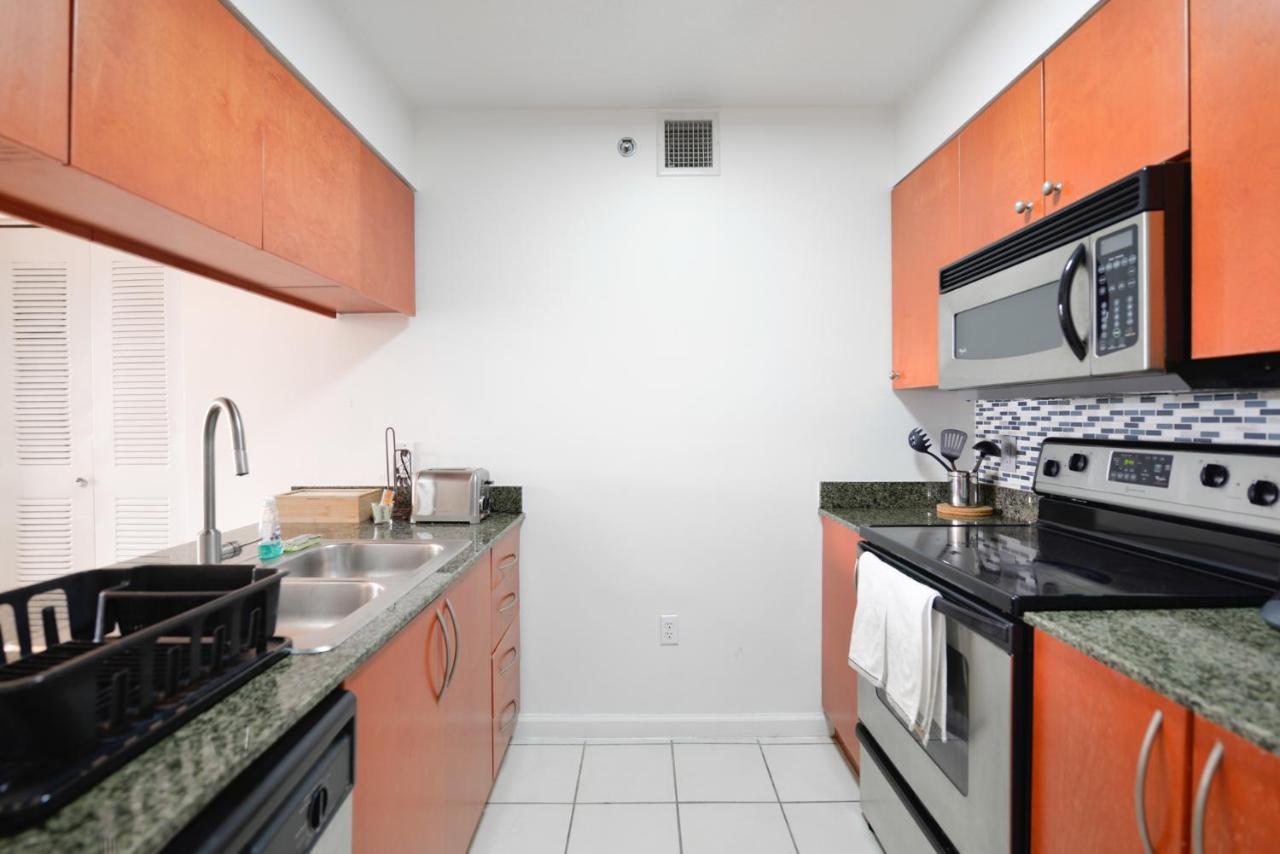 Gorgeous Apartment In Brickell Маями Екстериор снимка